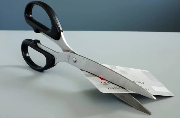 Scissors and cut credit card. Debt free. — Stock Photo, Image