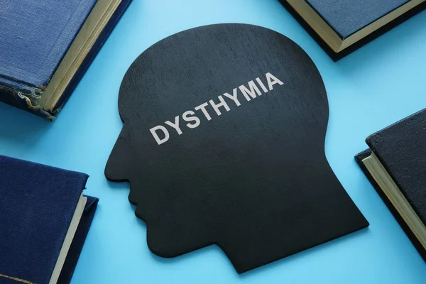 Transtorno depressivo persistente PDD distimia escrita em forma de cabeça . — Fotografia de Stock