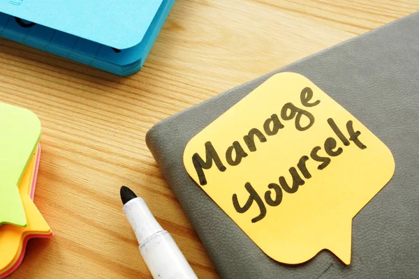 Manage yourself quote on a piece of paper. Self Leadership. — Stock Photo, Image