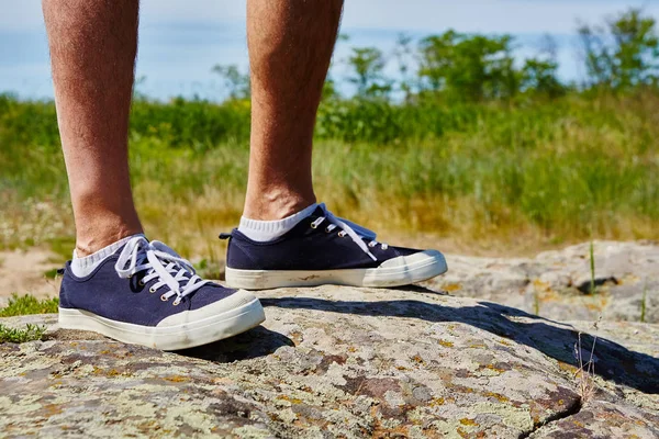 Nära håll mode bild av mannen ben. — Stockfoto