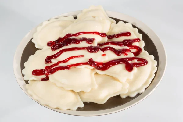 Delicious dumplings with cherries. Shallow dof — Stock Photo, Image