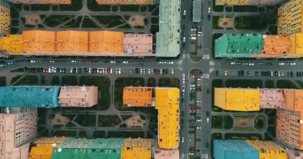 Flygfoto över en färgglada hus i Kiev, Ukraina. — Stockvideo