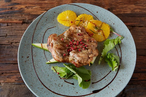 Filete Pollo Con Naranjas Verduras Dof Poco Profundo — Foto de Stock