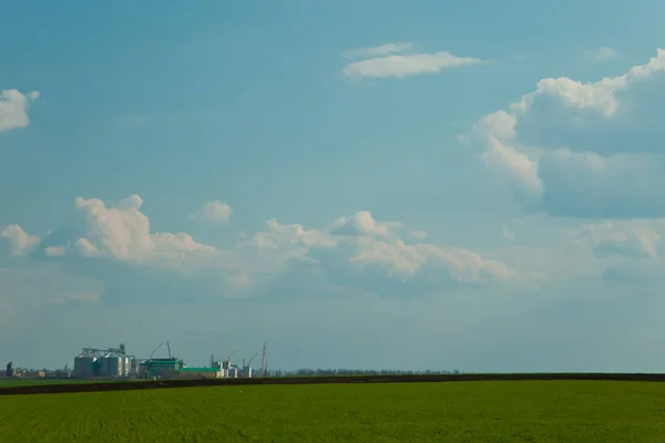 Zemědělská sila - budování exteriér — Stock fotografie