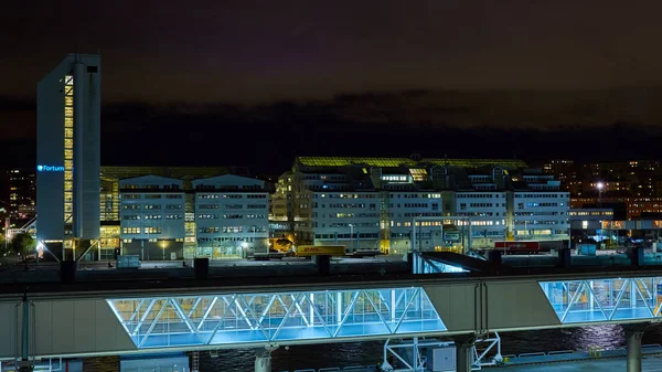 Estocolmo, Suécia - 3 de novembro de 2018: O navio Tallink Viktoria I no porto de Vartahamnen, em Estocolmo, capital da Suécia. À espera da partida para Tallin . — Fotografia de Stock