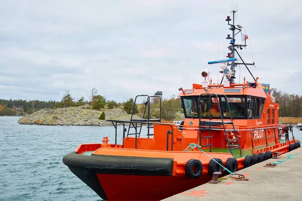 Stockholm, Suède - 3 novembre 2018 : Bateau de sauvetage, de sauvetage et de sécurité côtière . — Photo