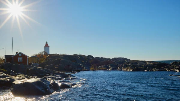 Lighthouse in Swedish village Landsort on the island of Oja — Stock Photo, Image