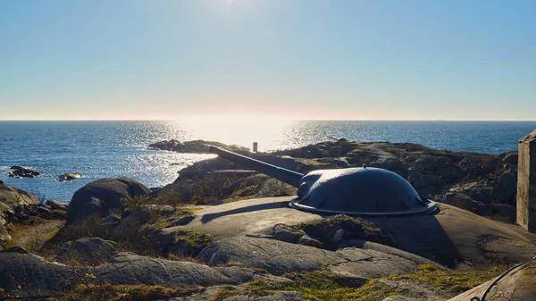 Die Artilleriebatterie Landsort ist eine der sechs Erstbatterien, die während des Kalten Krieges zu den wichtigsten Verteidigungssystemen gehörten.. — Stockfoto