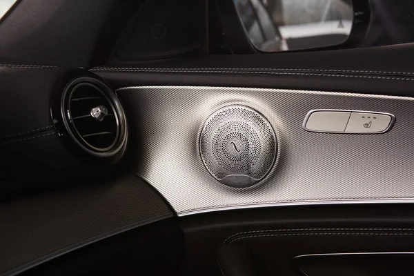 Elegant Luxury Car Door Interior Shallow Dof — Stock Photo, Image