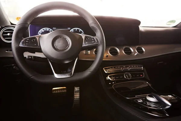 Luxe auto-interieur — Stockfoto