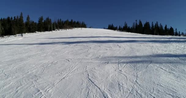 Beautiful Aerial Shot People Skiing Snowy Mountain Ski Resort — Stock Video