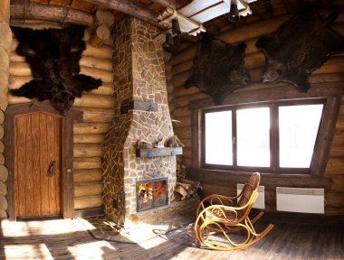 avcı chalet şömineli ülke stil iç