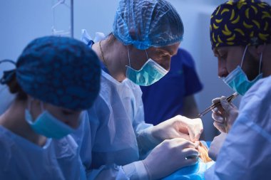 Blefaroplasti, plastik cerrahi operasyon kusurları, deformiteleri ve göz kapakları disfigurations düzeltmek ve estetik yüz göz bölgesini değiştirmek için. tıbbi klinikte