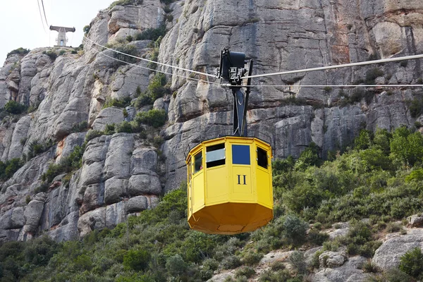 Cableway, klasztor Montserrat na górze w Barcelonie, Catalon. — Zdjęcie stockowe