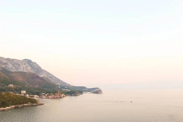 The landscape Adriatic coast of Bar, Montenegro. — Stock Photo, Image