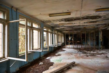 Ukrayna'da Pripyat kentinde Okul öncül. Boşluk. Nem. Dışlama Bölgesi. Nükleer tehlike. Hayalet Şehir Pripyat. Kayıp yer. Ukrayna. Cccp. Çernobil bölgesi.