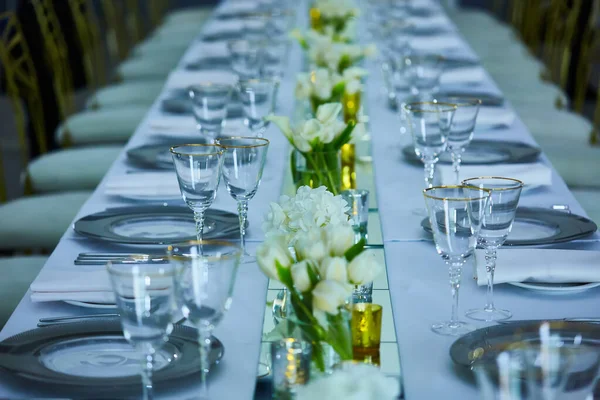 Fancy wedding reception area ready for guests and the party — Stock Photo, Image