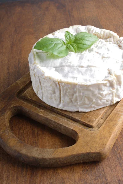 Brie Sajt Egy Fából Készült Hajón — Stock Fotó