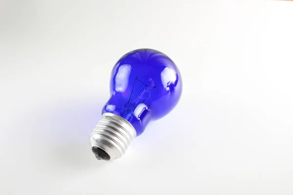 Lampada Blu Sfondo Bianco — Foto Stock