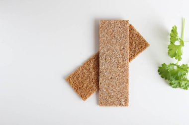 çavdar cpispbread beyaz bir arka plan üzerinde