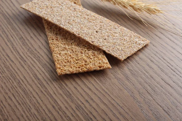 Rye Cpispbread Wooden Background — Stock Photo, Image