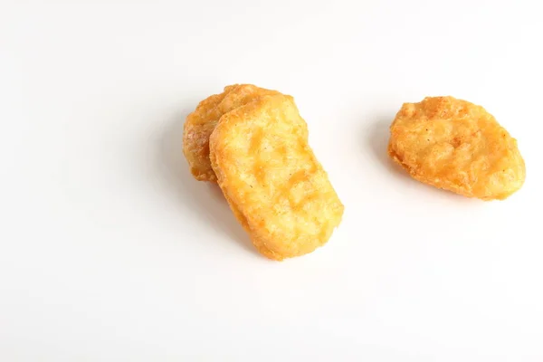 Nuggets Κοτόπουλο Βαθιά Τηγανητό Λευκό Φόντο — Φωτογραφία Αρχείου