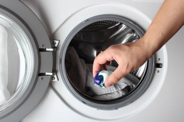deterjan kapsül çamaşır makinesi el