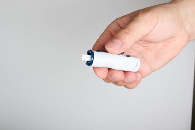 kan glikoz metre açık renkli