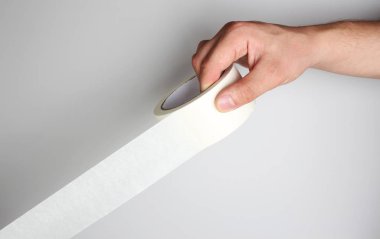 El ve gri arka plan üzerinde bant