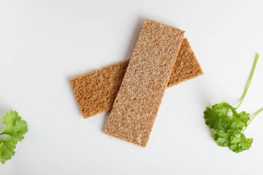 çavdar cpispbread beyaz bir arka plan üzerinde