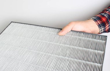 El fenerindeki hava filtresi