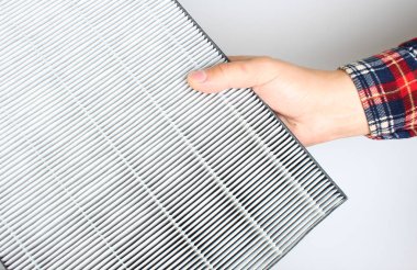 El fenerindeki hava filtresi