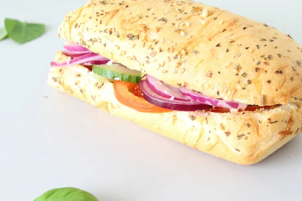 Sandwich Baguette Sesame Vegetables Light Background — Stock Photo, Image