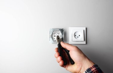 soket tamir pensesi.