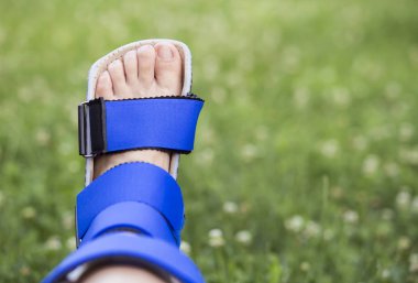 Destek desteği ile ayak bileği kurtarma