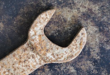 Vintage spanner, paslı anahtar kafası