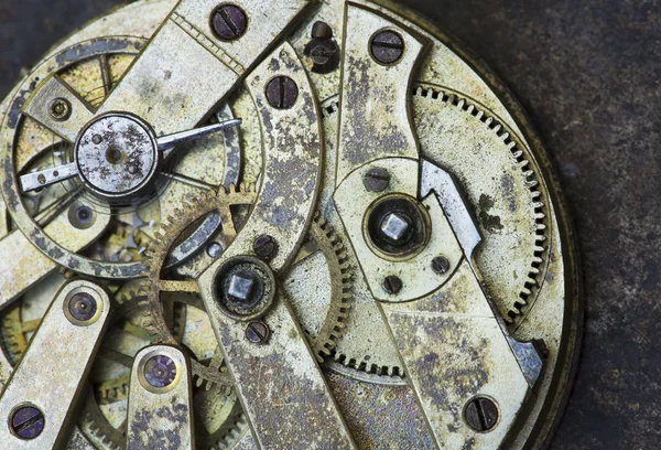 Reloj Vintage fondo de cerca, mecanismo de tiempo con guisante de metal — Foto de Stock