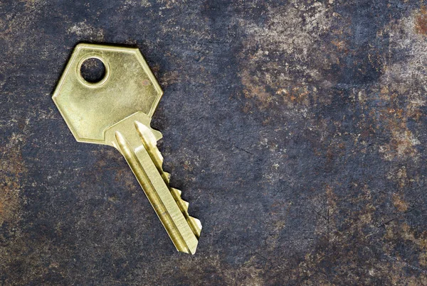 Gyllene hus dörr nyckel — Stockfoto