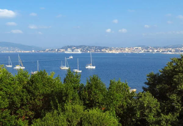 Cannes Och Havet Bay Från Sainte Marguerite — Stockfoto