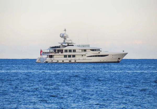 Luxusní Velké Jachtě Středozemním Moři — Stock fotografie
