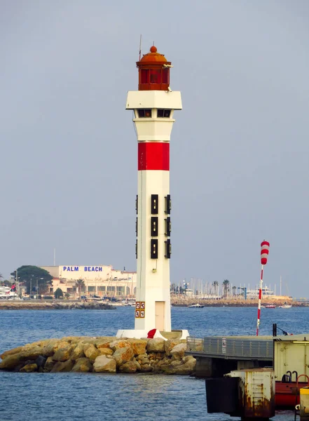 Cannes Francia Julio 2018 Faro Puerto Viejo Cannes — Foto de Stock