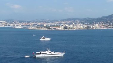Sainte Marguerite Adası Cannes ve deniz yuvasından.