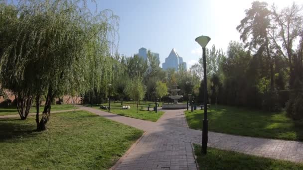 Öffentlicher Park Der Stadt Almaty Kasachstan — Stockvideo