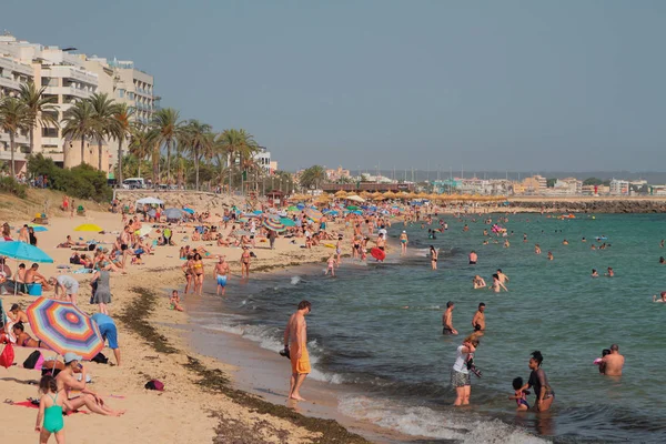 Palma Mallorca España Jul 2017 Playa Poblada Ciudad —  Fotos de Stock