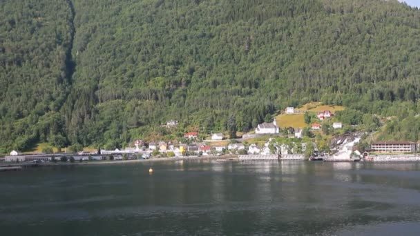 Golfo Marino Insediamento Terra Hellesylt Norvegia — Video Stock