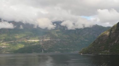 Sunnylvsfjord. Hellesilt-Geiranger, Norveç