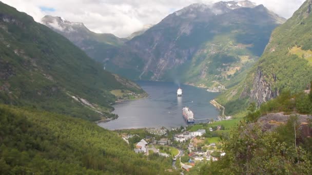 Fiorde Montanhas Geiranger Stranda Noruega — Vídeo de Stock