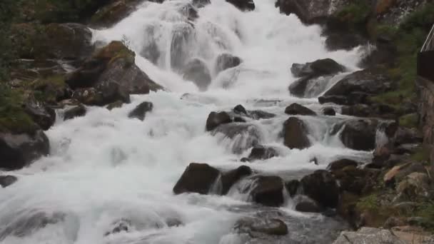 Raging Berg Rivier Geiranger Stranda Noorwegen — Stockvideo