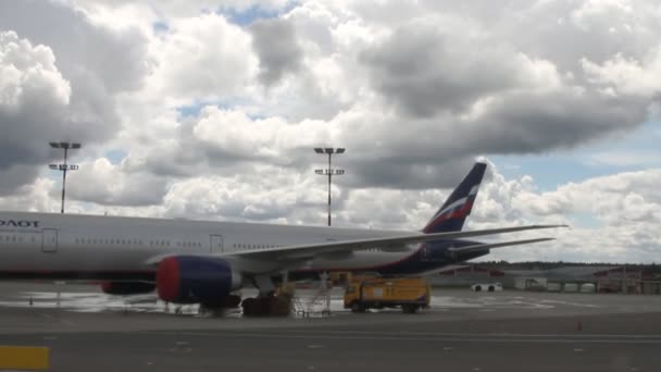 Utrzymania Samolotu Lotnisku Moskwa Szeremietiewo Moskwa Rosja — Wideo stockowe