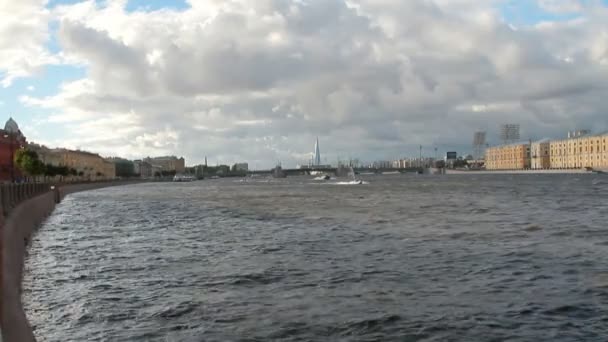 Fluss Und Stadt Petersburg Russland — Stockvideo